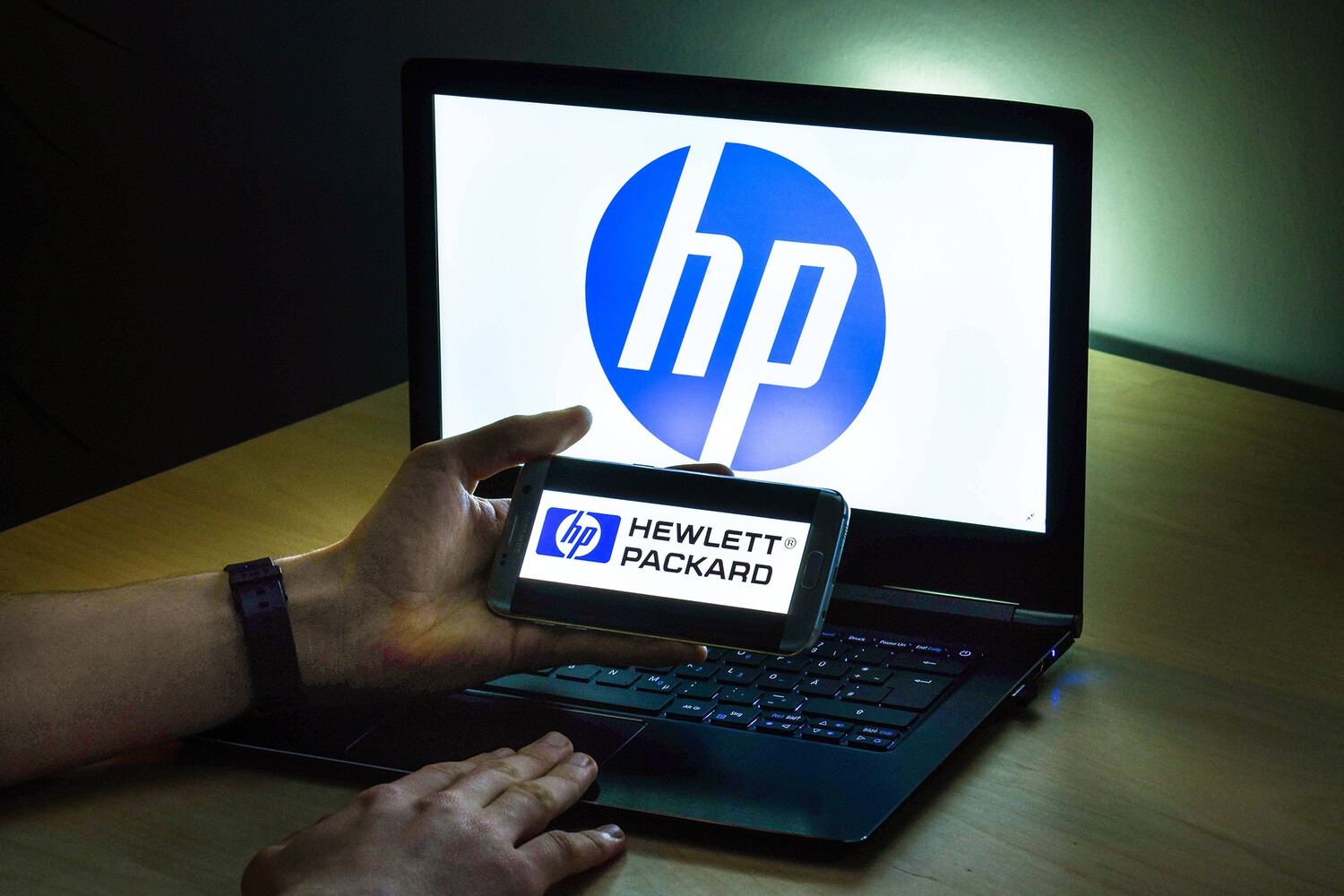 Американская компания HP запретила россиянам обновлять драйвера