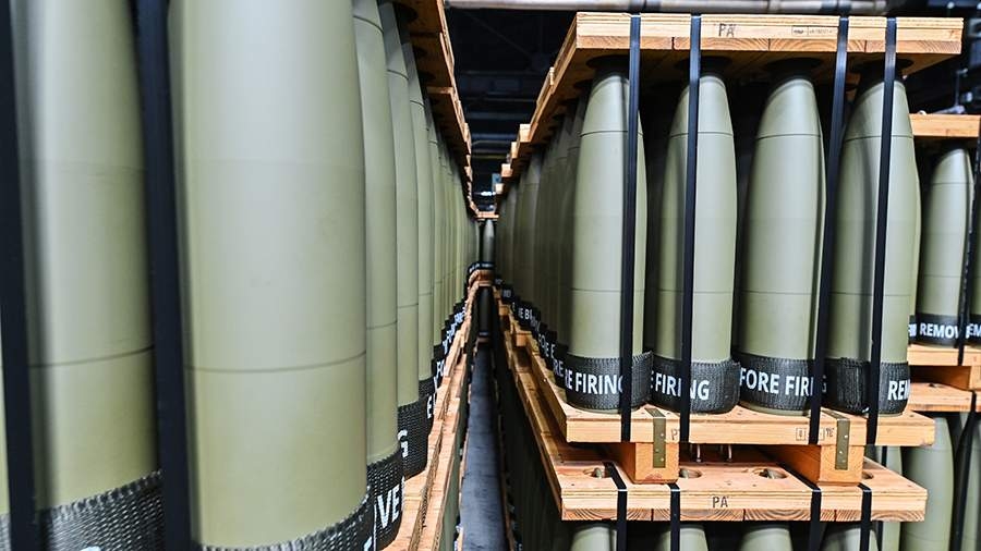 ЕС намерен увеличить производство снарядов до 2 млн в 2025 году